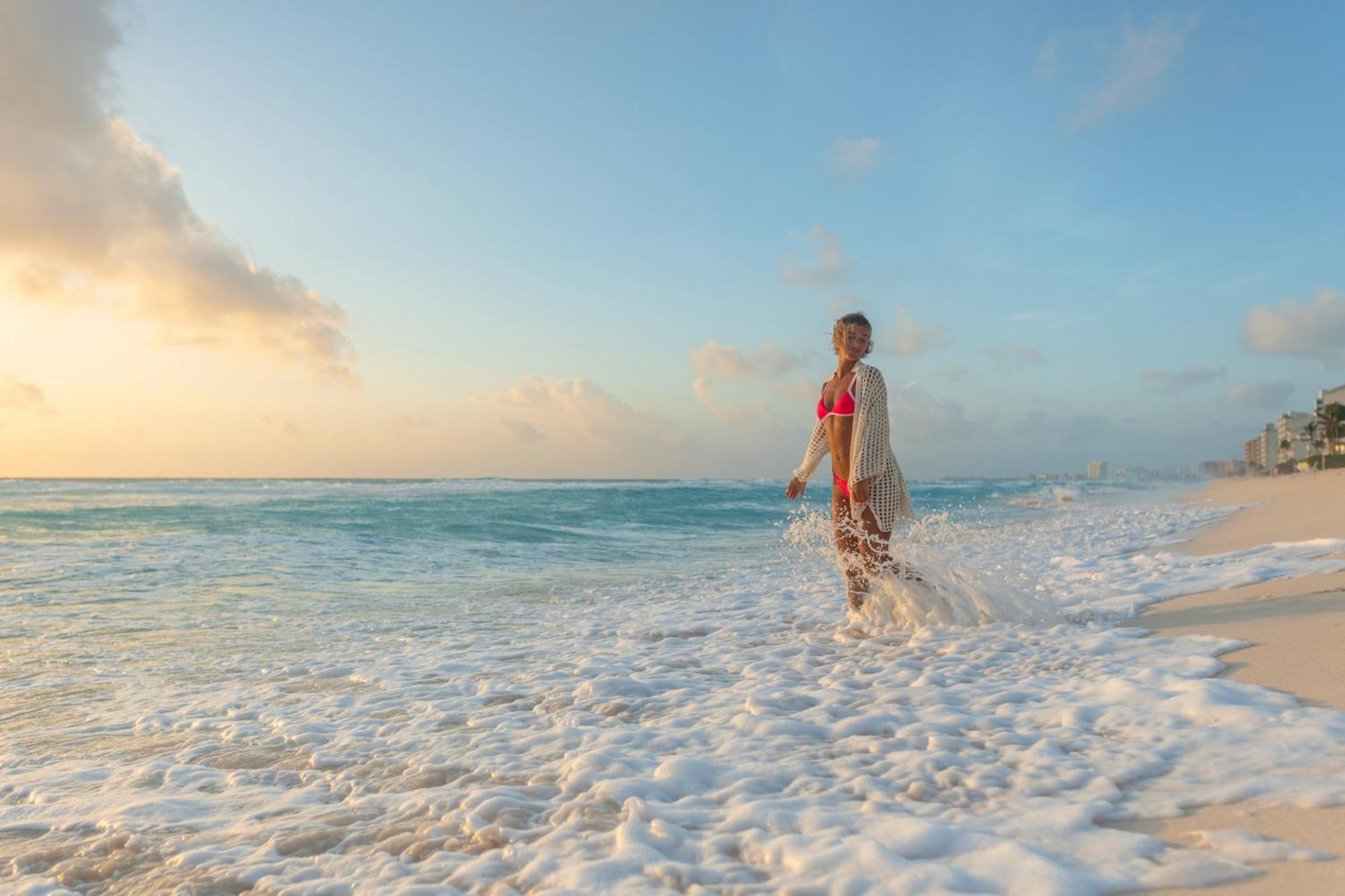 The Pyramid Cancun By Oasis Hotel Екстериор снимка